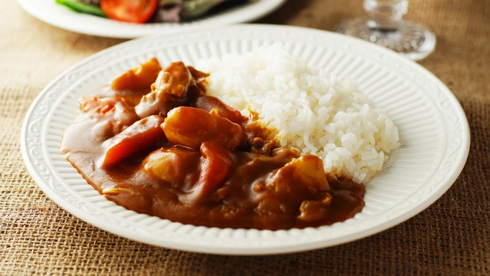 カレールー・フレークの違いは？かしこい使い分けと「時短カレー」に使える便利商品