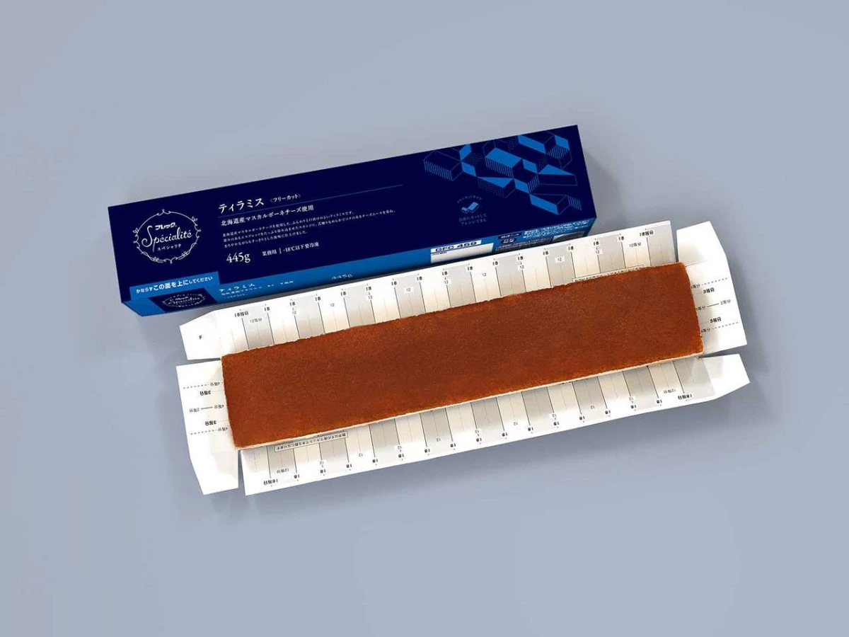 26683 フリーカットケーキ　ティラミス（北海道産マスカルポーネチーズ使用） 445g 味の素冷凍食品