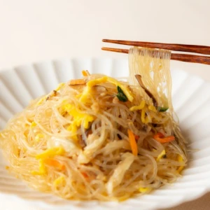 26314 調理はるさめの炒め物 鶏ひき肉・野菜入り 180g ケンミン食品