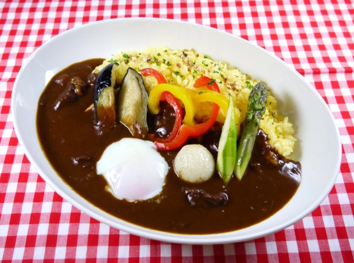 91509x30【送料無料】ビーフとオニオンの欧風カレー(辛口) 200gx30袋 ハウス食品