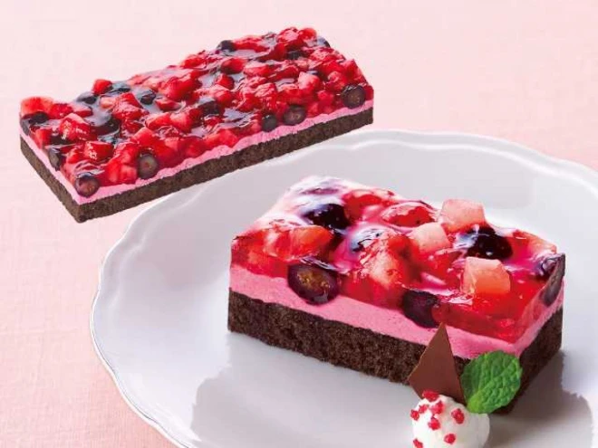 ハーフサイズフリーカットケーキ ダブルベリー 210g 味の素冷凍食品 いつもキッチン