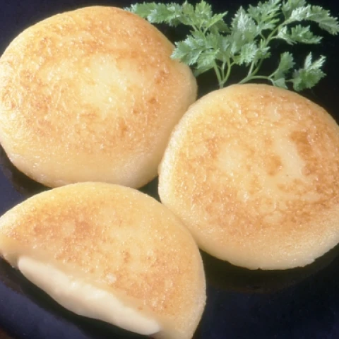 27376 ぽてともち（カマンベールチーズ入り） 800g（20個） 味の素冷凍食品